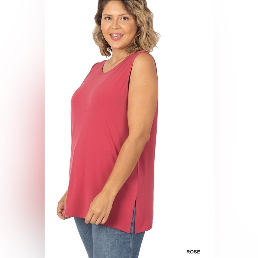 New!Plus Size Rose Pink Sleeveless Split Hem Women's Top Size 1X 2X 3X - Picture 2 of 4